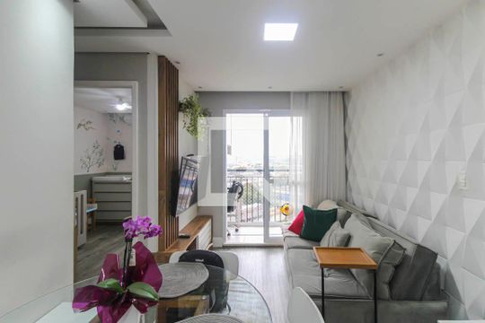 Sala de apartamento à venda com 2 quartos, 45m² em Vila Antonieta, São Paulo