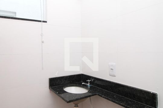 Banheiro de apartamento à venda com 2 quartos, 32m² em Parque Mandaqui, São Paulo