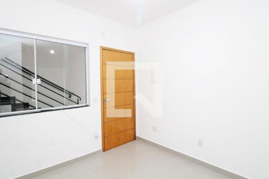 Sala de apartamento para alugar com 2 quartos, 42m² em Parque Mandaqui, São Paulo