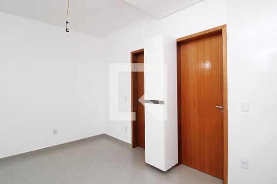 Cozinha de apartamento para alugar com 2 quartos, 42m² em Parque Mandaqui, São Paulo