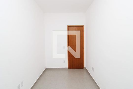 Quarto 1 de apartamento para alugar com 2 quartos, 42m² em Parque Mandaqui, São Paulo