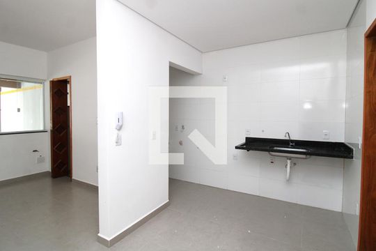 Cozinha de apartamento para alugar com 2 quartos, 42m² em Parque Mandaqui, São Paulo
