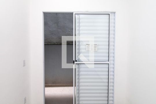 Varanda do Quarto 1 e 2 de apartamento para alugar com 2 quartos, 42m² em Parque Mandaqui, São Paulo