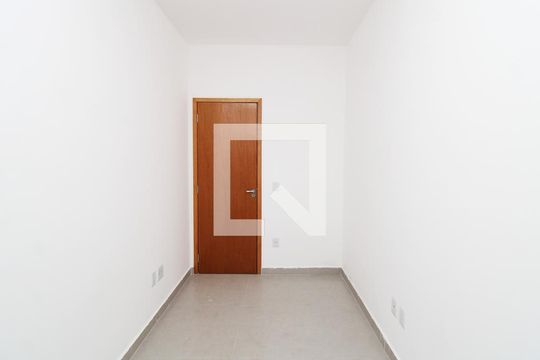 Quarto 2 de apartamento para alugar com 2 quartos, 42m² em Parque Mandaqui, São Paulo