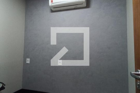 Sala 1 de casa à venda com 3 quartos, 225m² em Jardim Ipaussurama, Campinas