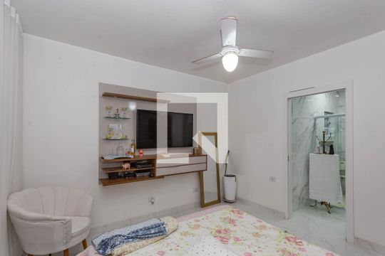 Suite 1 de casa à venda com 3 quartos, 270m² em Sacomã, São Paulo