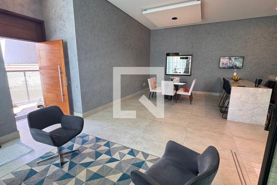 Sala de casa à venda com 3 quartos, 225m² em Jardim Ipaussurama, Campinas