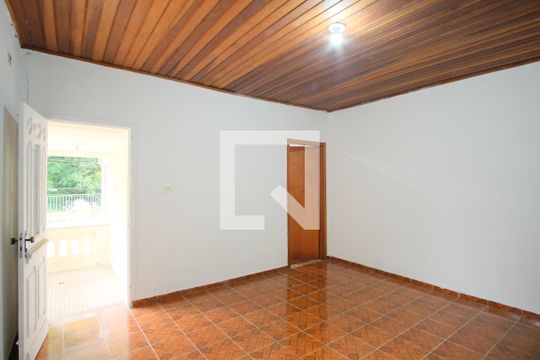 Sala de casa para alugar com 3 quartos, 200m² em Cidade Mãe do Céu, São Paulo