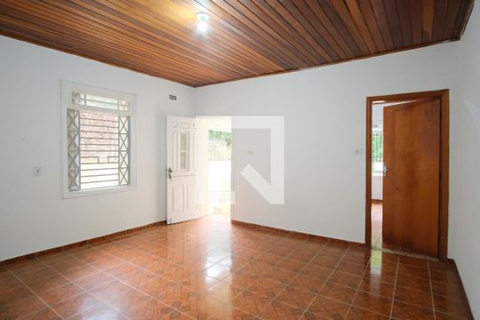 Casa para alugar com 3 quartos, 200m² em Cidade Mãe do Céu, São Paulo