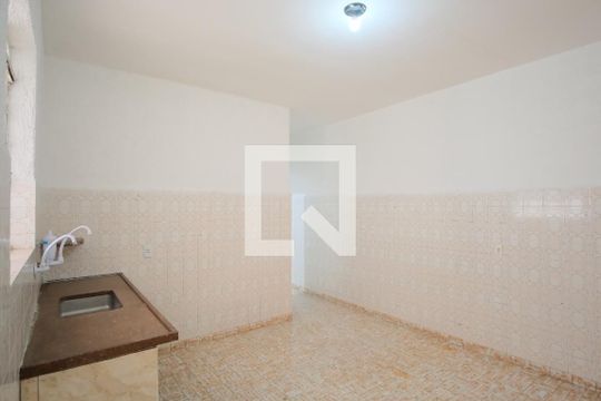 Cozinha de casa para alugar com 3 quartos, 200m² em Cidade Mãe do Céu, São Paulo