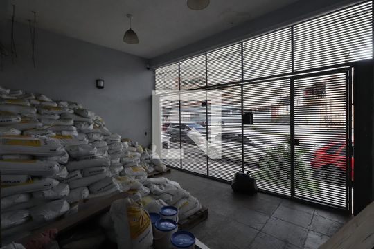 Garagem de casa à venda com 1 quarto, 240m² em Vila Fernandes, São Paulo