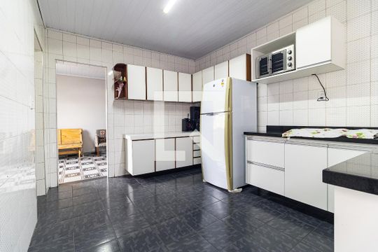 Cozinha da Casa 2 de casa à venda com 4 quartos, 149m² em Jardim Patente, São Paulo