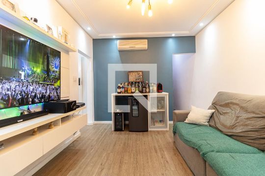 Sala da Casa 1 de casa à venda com 4 quartos, 149m² em Jardim Patente, São Paulo