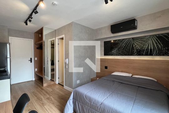 Studio de kitnet/studio para alugar com 1 quarto, 28m² em Pinheiros, São Paulo