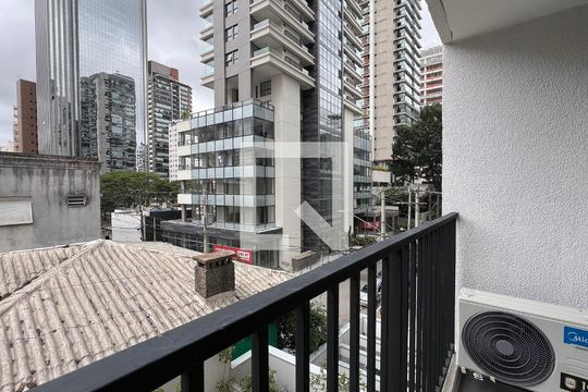 Sacada de kitnet/studio para alugar com 1 quarto, 28m² em Pinheiros, São Paulo