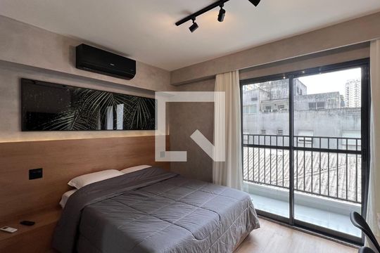 Kitnet/Studio à venda com 1 quarto, 28m² em Pinheiros, São Paulo