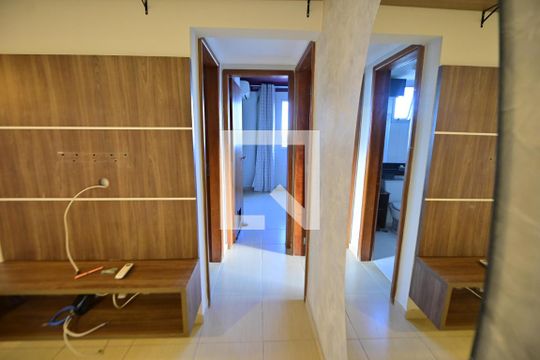 Corredor de apartamento à venda com 2 quartos, 56m² em Setor Pedro Ludovico, Goiânia