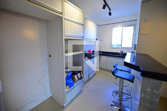 Cozinha de apartamento à venda com 2 quartos, 56m² em Setor Pedro Ludovico, Goiânia