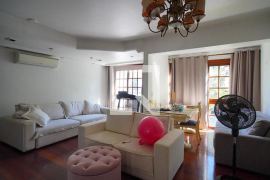 Apartamento à venda com 3 quartos, 129m² em Floresta, Porto Alegre