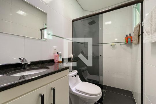 Banheiro - Suíte 1 de apartamento à venda com 3 quartos, 150m² em Jardim do Mar, São Bernardo do Campo