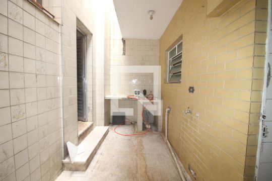 Área de Serviço de casa para alugar com 2 quartos, 180m² em Casa Verde, São Paulo