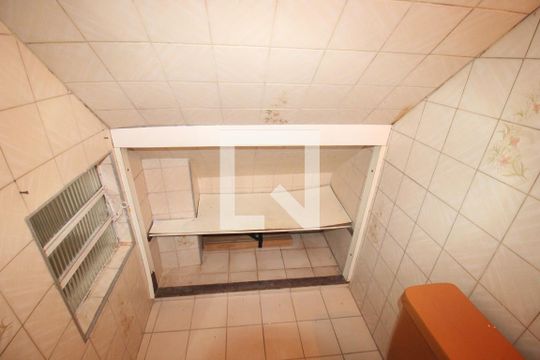 Banheiro 2 de casa para alugar com 2 quartos, 180m² em Casa Verde, São Paulo