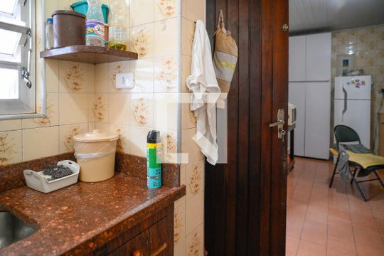 Cozinha de casa à venda com 1 quarto, 160m² em Vila Moraes, São Paulo