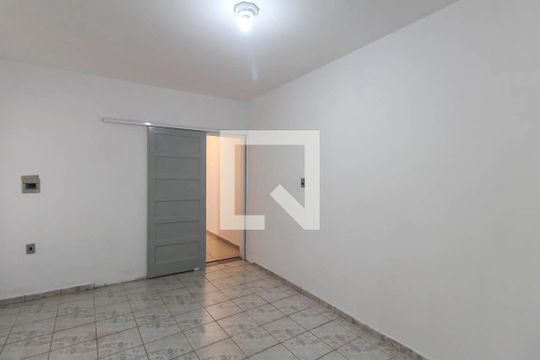 Suite de casa para alugar com 3 quartos, 120m² em Jardim Vera Cruz(zona Leste), São Paulo