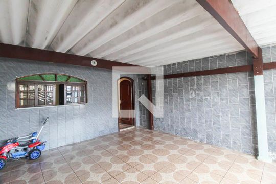 Garagem de casa para alugar com 3 quartos, 120m² em Jardim Vera Cruz(zona Leste), São Paulo