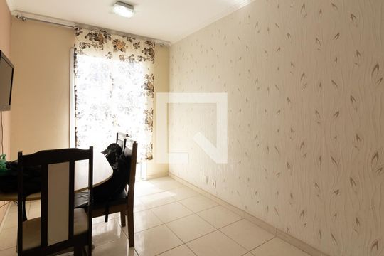 Sala de apartamento à venda com 2 quartos, 47m² em Parque Paineiras, São Paulo