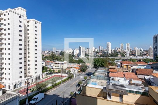 Vista do Quarto 2 de apartamento para alugar com 2 quartos, 30m² em Jardim Aeroporto, São Paulo