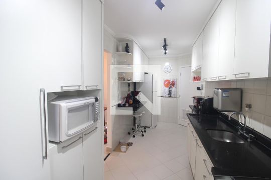 Cozinha de apartamento à venda com 3 quartos, 93m² em Chora Menino, São Paulo
