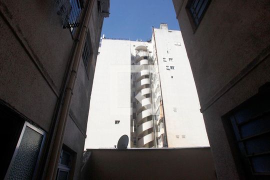 Área de Serviço + Despensa Vista de apartamento à venda com 3 quartos, 159m² em Centro Histórico, Porto Alegre