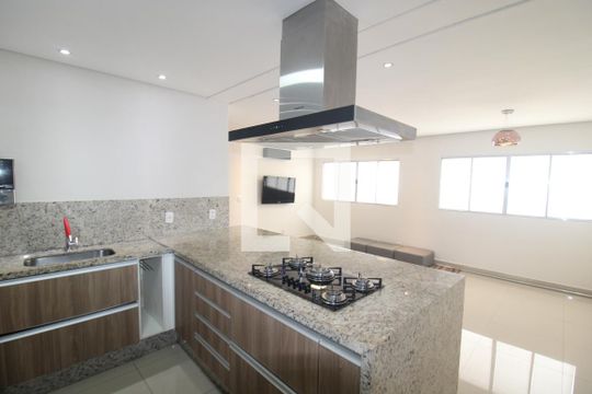 Sala / Cozinha de casa para alugar com 2 quartos, 300m² em Sítio do Mandaqui, São Paulo