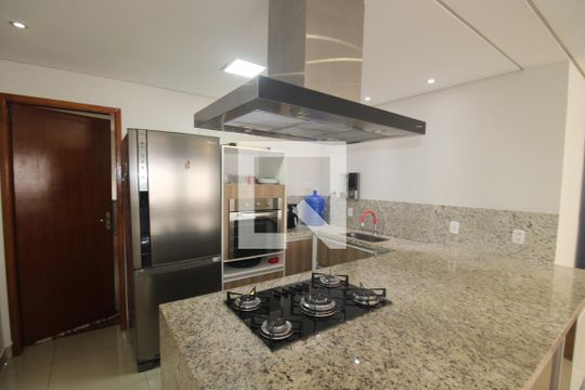 Sala / Cozinha de casa para alugar com 2 quartos, 300m² em Sítio do Mandaqui, São Paulo