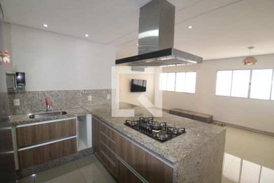 Sala / Cozinha de casa para alugar com 2 quartos, 300m² em Sítio do Mandaqui, São Paulo