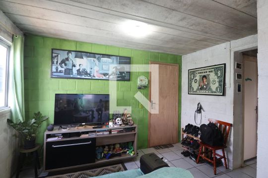 Sala de apartamento à venda com 2 quartos, 42m² em Estância Velha, Canoas