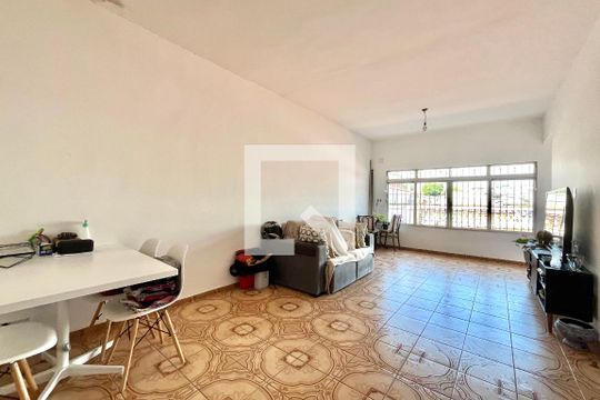 Sala de casa para alugar com 4 quartos, 250m² em Cidade Domitila, São Paulo
