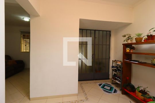 Sala de casa para alugar com 3 quartos, 150m² em Jardim Monte Libano, Santo André