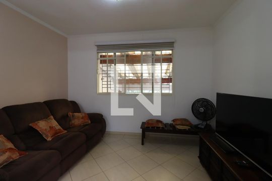 Sala  de casa para alugar com 3 quartos, 150m² em Jardim Monte Libano, Santo André
