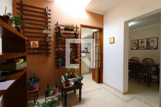 Sala de casa para alugar com 3 quartos, 150m² em Jardim Monte Libano, Santo André