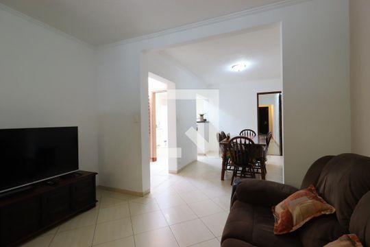 Sala  de casa para alugar com 3 quartos, 150m² em Jardim Monte Libano, Santo André