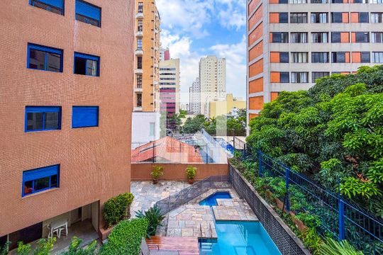 Vista de kitnet/studio para alugar com 1 quarto, 40m² em Sumarezinho, São Paulo