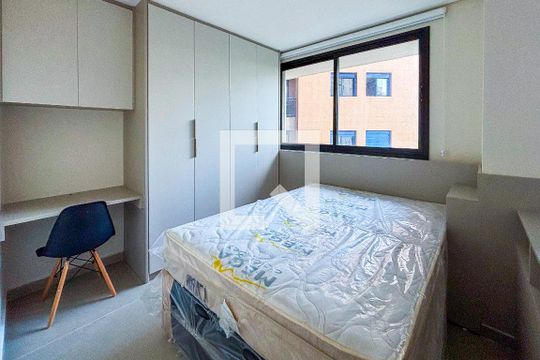 Studio de kitnet/studio para alugar com 1 quarto, 40m² em Sumarezinho, São Paulo
