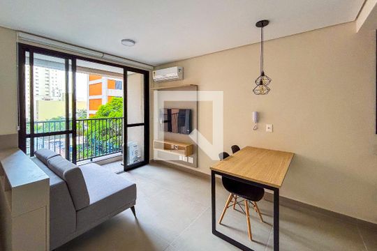 Kitnet/Studio para alugar com 1 quarto, 40m² em Sumarezinho, São Paulo
