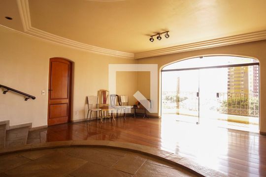 Sala de apartamento para alugar com 3 quartos, 140m² em Jardim Avelino, São Paulo