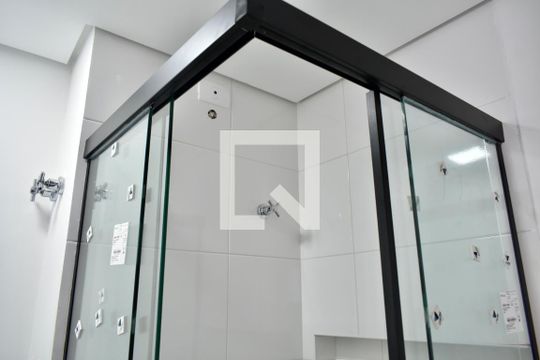 Banheiro  de kitnet/studio à venda com 1 quarto, 25m² em Vila da Saúde, São Paulo