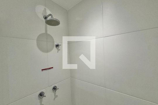 Suíte - Banheiro de apartamento à venda com 2 quartos, 79m² em Barra da Tijuca, Rio de Janeiro