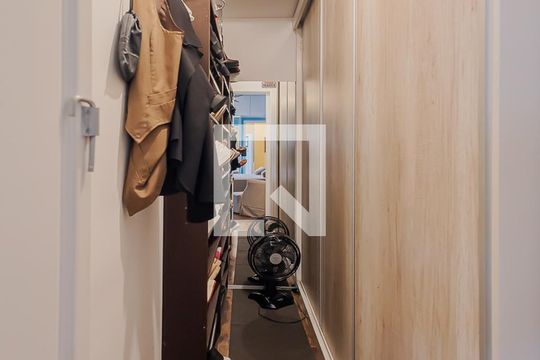 Closet da suíte de casa à venda com 4 quartos, 120m² em Pinheiros, São Paulo