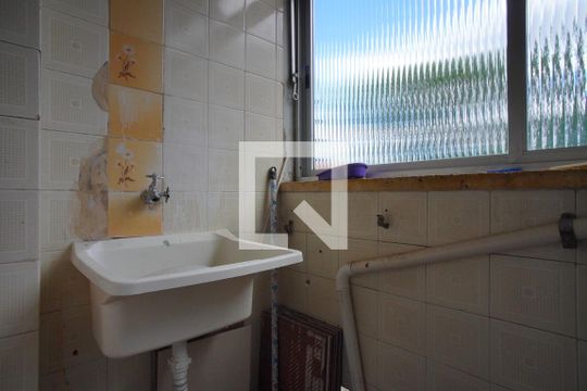 Cozinha e Área de Serviço de apartamento à venda com 1 quarto, 42m² em Morro Santana, Porto Alegre